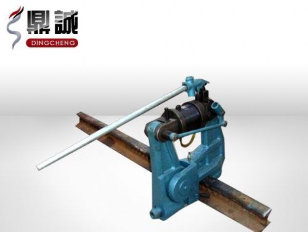 點擊查看詳細信息<br>標題：液壓鋼軌擠孔機 閱讀次數：4259